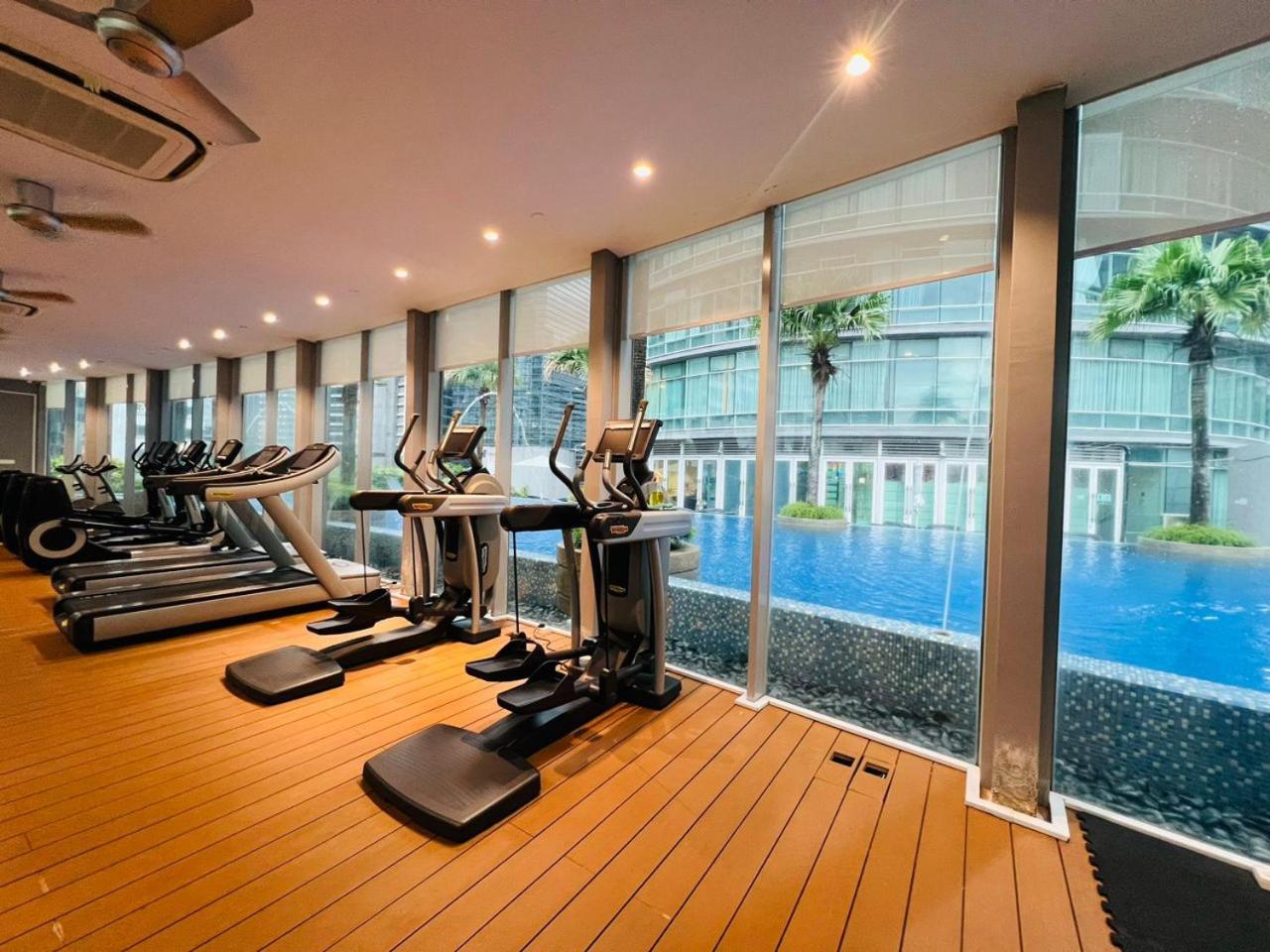 Vortex Suites Klcc By Moonlight Kuala Lumpur Exterior foto